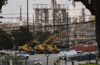 Η Chevron υπογράφει συμφωνία με τη Βενεζουέλα για μετεγκατάσταση και επέκταση πετρελαϊκών έργων