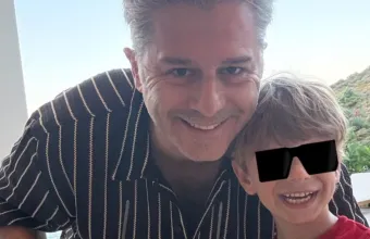 Αλέξανδρος Μπουρδούμης: Έστησε το κινητό να βγάλει τις βουτιές με τον γιο του και...μπουρδουκλώθηκε!