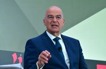 Δένδιας