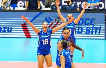 Απίθανη Ελλάδα πέταξε τη Γαλλία εκτός Eurovolley και συνεχίζει να ονειρεύεται - Έξαλλοι πανηγυρισμοί - Βίντεο