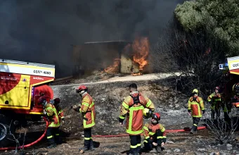 Υπεγράφη από τον Ευ. Τουρνά η επαύξηση των ωρών απασχόλησης των εποχικών πυροσβεστών
