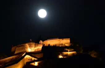 Αυγουστιάτικη πανσέληνος με ελεύθερη είσοδο σε μνημεία, μουσεία και αρχαιολογικούς χώρους