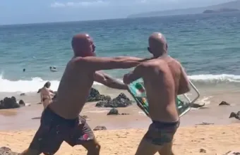 Box on the beach: Υποψήφιος των Δημοκρατικών προκαλεί φασαρία, αλλά τα βάζει με λάθος άνθρωπο - Βίντεο