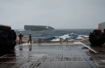 Η SpaceX ανέσυρε πύραυλο που έπεσε στον Ινδικό Ωκεανό