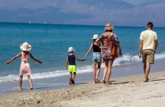 Τουρισμός για Όλους 2026-2027: Εκπνέει αύριο (21/08) η προθεσμία για την υποβολή αιτήσεων