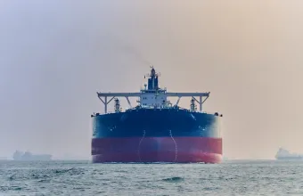 Ναυτιλία: Οι Έλληνες εφοπλιστές μειώνουν την έκθεση στα tankers και επενδύουν σε άλλους κλάδους