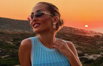 Ελένη Βουλγαράκη: Το συνηθισμένο beauty problem που αντιμετώπισε σε αυτές τις διακοπές