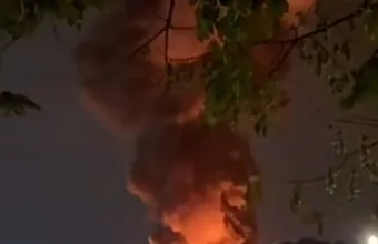 Πυρκαγιά σε οικισμό στον Βόλο τη νύχτα - Τέθηκε υπό έλεγχο - Δείτε βίντεο
