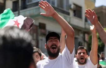 Συρία: Τέλος ο «μήνας του Μέλιτος» για τον αλ-Σαράα μετά την πτώση του Άσαντ