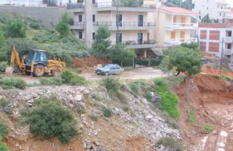 ΣτΕ: Αποζημίωση για ζημιές σε κτίσματα που έλαβαν παράνομες άδειες με ευθύνη του Δημοσίου