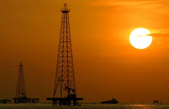 Chevron και Eni υπέγραψαν συμφωνίες με τη Βενεζουέλα για αύξηση της πετρελαϊκής παραγωγής