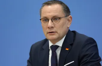 AfD: Είμαστε ανοιχτοί σε κυβέρνηση μειοψηφίας στη Σαξονία-Άνχαλτ