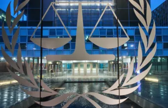 Η κυβέρνηση Τραμπ ετοιμάζει σαρωτικές κυρώσεις κατά του Διεθνούς Ποινικού Δικαστηρίου