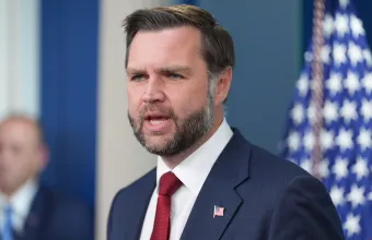 Βανς: Η Κίνα είναι «πιο υπεύθυνη» από το Ιράν - Τι είπε για τον «παρασκηνιακό» ρόλο της Τουρκίας