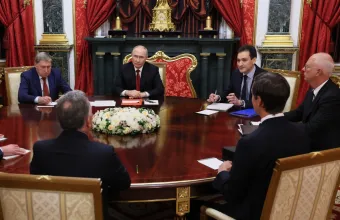 Αμετακίνητος ο Πούτιν στη συνάντηση με τους Αμερικανούς: Θέλει όλο το Ντονέτσκ - «Μπορούμε να το πάρουμε σε έξι μήνες»