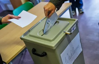 Κρίσιμες εκλογές στη Σαξονία-Άνχαλτ: Κατακόρυφη αύξηση της συμμετοχής στη σκιά της ανόδου της AfD