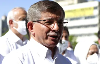 Τουρκία: Έρευνα για «εξύβριση του προέδρου» κατά του πρώην πρωθυπουργού Αχμέτ Νταβούτογλου
