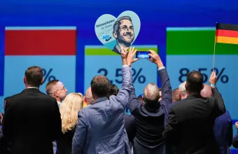 Σε αναβρασμό η Ευρώπη για τη νίκη της AfD στη Σαξονία-Άνχαλτ - «Ηλίθιοι και προδότες γιορτάζουν για την ακροδεξιά»