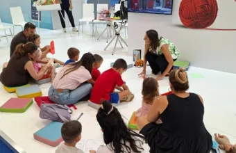 Μαθητές μαθαίνουν για την εθελοντική αιμοδοσία μέσα από την περιπέτεια μιας πληγωμένης αλεπούς