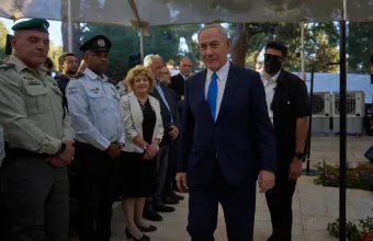 «Ένας αληθινός ήρωας»: Ο Νετανιάχου επαινεί τον Ινδό πιλότο της Flydubai που έσωσε τις ζωές 174 ανθρώπων