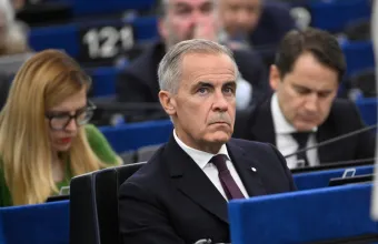 Live: Ομιλία Κάρνεϊ στο Ευρωκοινοβούλιο μετά την ιστορική πρόταση της Φον ντερ Λάιεν και τις απειλές Τραμπ