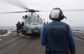 CENTCOM: 103 πλοία έχουν ανακατευθυνθεί στο Στενό του Ορμούζ