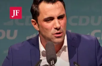 Ντάνιελ Πίτερς