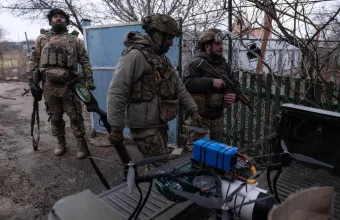 Η Ουκρανία χρησιμοποίησε drones για να στείλει τρόφιμα στην υπό ρωσική κατοχή πόλη Ολέσκι - Δείτε βίντεο