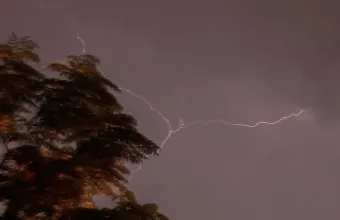 Ηλιούπολη: Γυναίκα υπέστη ανακοπή λόγω κεραυνού