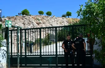 Θρίλερ στην Κυψέλη: Ανακαλύφθηκαν κι άλλα οστά στην περιοχή της Αλεπότρυπας