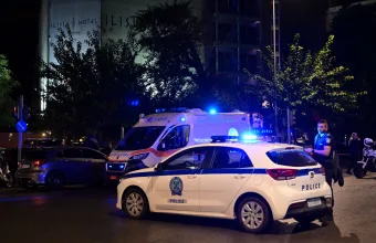 Συνελήφθη άνδρας με όπλο σε νυχτερινό κέντρο στην Πάτρα