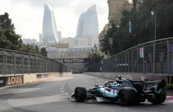 Formula 1: Διέλυσε τον ανταγωνισμό και κατέκτησε την pole position στο Μπακού ο Ράσελ