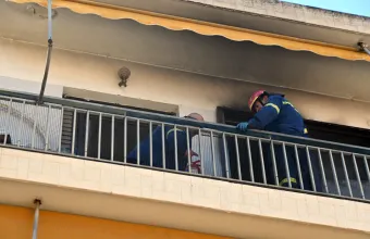 Πυρκαγιά σε διαμέρισμα στην οδό Πυθίας, στην Κυψέλη - Άμεση η κατάσβεση