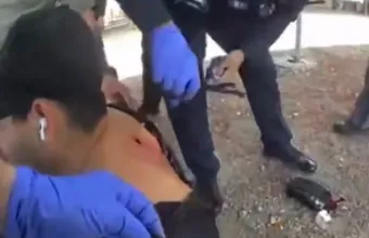 ΗΠΑ: Χειρουργείο χρειάζεται ο μετανάστης που πυροβολήθηκε από την ICE – Έκκληση από τη μητέρα του