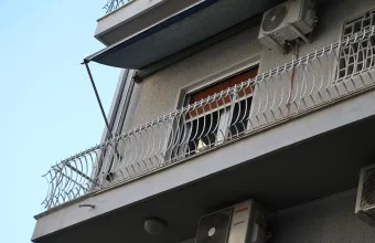 Κυψέλη: Η καταγγελία για μαστροπεία και η σύλληψη για παραμέληση ανηλίκων