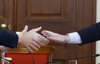 Το «γαϊτανάκι» των  συνεργασιών συνεχίζεται