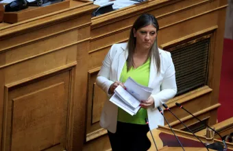 Βουλή: Αίρεται η ασυλία της Ζωής Κωνσταντοπούλου και του Δημήτρη Αβραμόπουλου