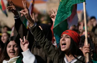 Συρία: Οι Κούρδοι αντιδρούν στην επιστροφή των αραβικών στα σχολεία – «Θέλουμε να μαθαίνουμε στη γλώσσα μας»