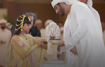 Έδωσε 350.000 ευρώ για ένα γεράκι: Η μικρή Shaikha και η αγορά που έγινε viral