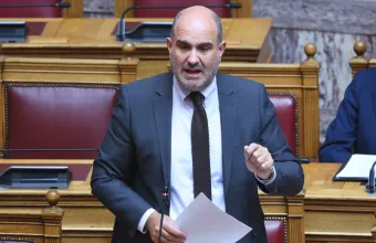 «Γαλάζια κόντρα» Βλάχου-Μαρκόπουλου για τους δανειολήπτες: «Είμαστε εκτός πραγματικότητας» - «Δεν υπάρχουν μαγικές συνταγές»