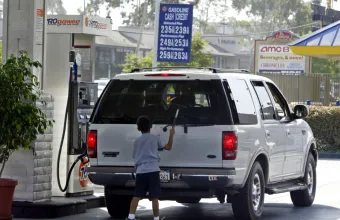 Πετρέλαιο πάνω από 106 δολάρια, φυσικό αέριο και ρεύμα σε υψηλά επίπεδα -  Τι έρχεται στην Ελλάδα
