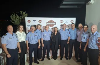«Σας ευχαριστούμε»: Συγκίνησε η βράβευση των Ελλήνων πυροσβεστών από την πρέσβειρα του Ισραήλ