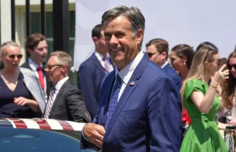 Πόλεμος στη Μέση Ανατολή: Ο επικεφαλής της CIA συναντήθηκε με τον πρόεδρο της Αιγύπτου στο Κάιρο