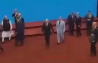 Κυνηγώντας τον… Πούτιν: Ο πρωθυπουργός του Πακιστάν τρέχει να προλάβει τον Ρώσο πρόεδρο πριν αποχωρήσει - Δείτε βίντεο