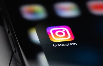 H Meta μπλοκάρει λογαριασμούς στο Instagram που αντιδρούν στο τουριστικό project του Κούσνερ στην Αλβανία