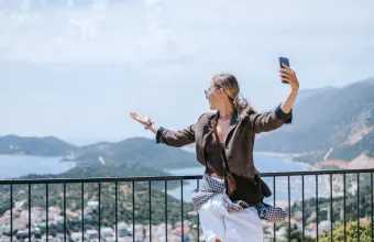 Η Gen Ζ μετατρέπει τα χόμπι σε εργασία και... χάνει το νόημα
