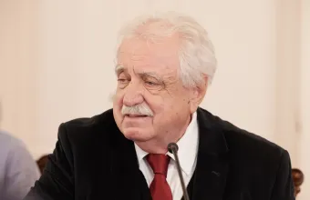 Σταύρος Μπένος