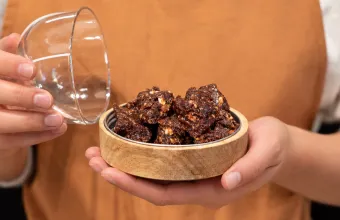 5 Almonds: Ένα πρωί με specialty coffee και ξηρούς καρπούς στη Στοά Αρσακείου