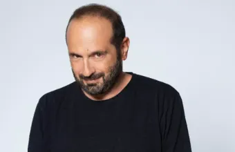 «Διαχωρίζω τη θέση μου» με τον Μάνο Βουλαρινό – Επιστρέφει δριμύτερος τη Δευτέρα 21 Σεπτεμβρίου