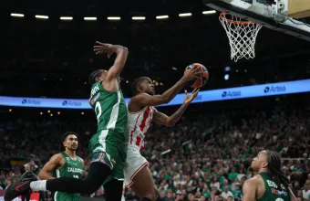 Euroleague: Απόδραση από το Κάουνας υπό το βλέμμα του Σακίλ Ο'Νιλ για τον Ολυμπιακό, 91-93 την Ζάλγκιρις